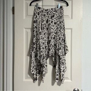 Aritzia Little Moon Ferrara Skirt